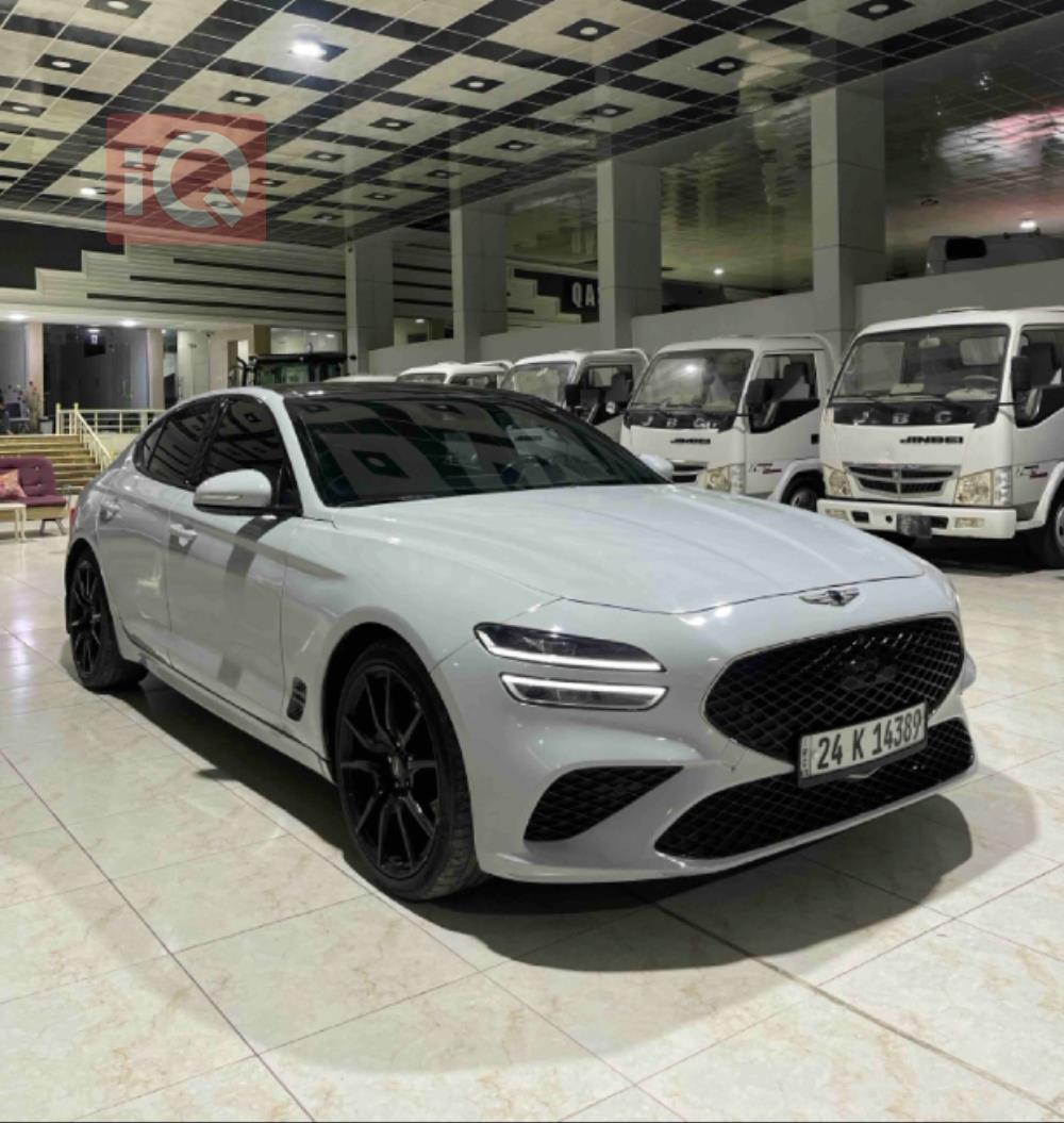 جنسس G70